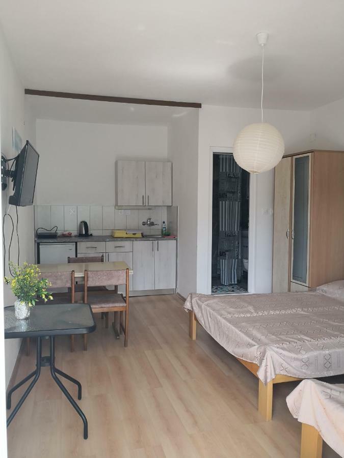 Zemunella Guest House Herceg Novi Quarto foto